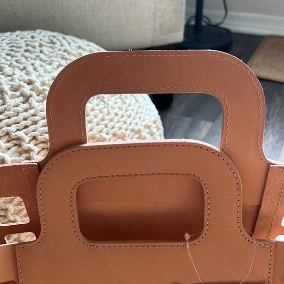 Demijohn cutout leather tote - Picture 8 of 16